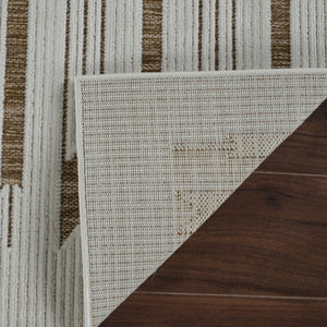 Homeroots 5' X 7' Beige And Brown Geometric Distressed Indoor Outdoor Area Rug  Polypropylene 558761