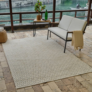 HomeRoots 4' Cream and Beige Geometric Distressed Area Rug - Durable, Stain-Resistant, Indoor/Outdoor Style 4' X 6' 558767