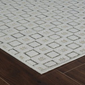 HomeRoots 4' Cream and Beige Geometric Distressed Area Rug - Durable, Stain-Resistant, Indoor/Outdoor Style 5' X 7' 558768