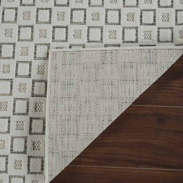 Homeroots 6' X 9' Cream And Beige Geometric Distressed Indoor Outdoor Area Rug  Polypropylene 558769
