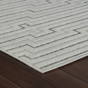 Homeroots 8' X 10' Cream And Beige Geometric Distressed Indoor Outdoor Area Rug  Polypropylene 558791