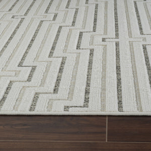 Homeroots 8' X 10' Cream And Beige Geometric Distressed Indoor Outdoor Area Rug  Polypropylene 558791