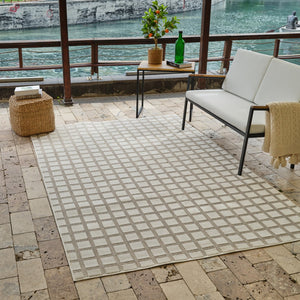 HomeRoots 4' Cream and Beige Geometric Distressed Area Rug – Durable, Water-Resistant for Indoor & Outdoor Use 4' X 6' 558795