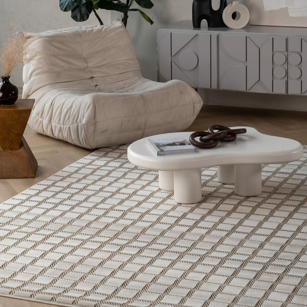 HomeRoots 4' Cream and Beige Geometric Distressed Area Rug – Durable, Water-Resistant for Indoor & Outdoor Use 4' X 6' 558795