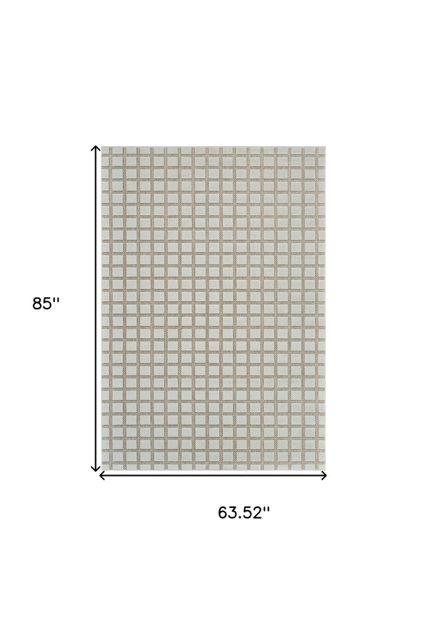 Homeroots 5' X 7' Cream And Beige Geometric Distressed Indoor Outdoor Area Rug  Polypropylene 558796