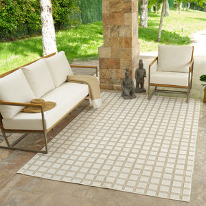 Homeroots 6' X 9' Cream And Beige Geometric Distressed Indoor Outdoor Area Rug  Polypropylene 558797
