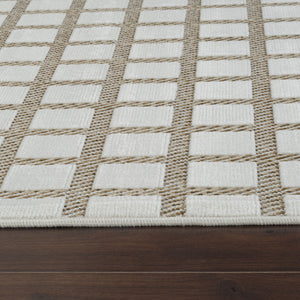 Homeroots 8' X 10' Cream And Beige Geometric Distressed Indoor Outdoor Area Rug  Polypropylene 558798