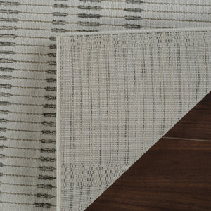 Homeroots 4' X 6' Cream And Beige Striped Distressed Indoor Outdoor Area Rug  Polypropylene 558802