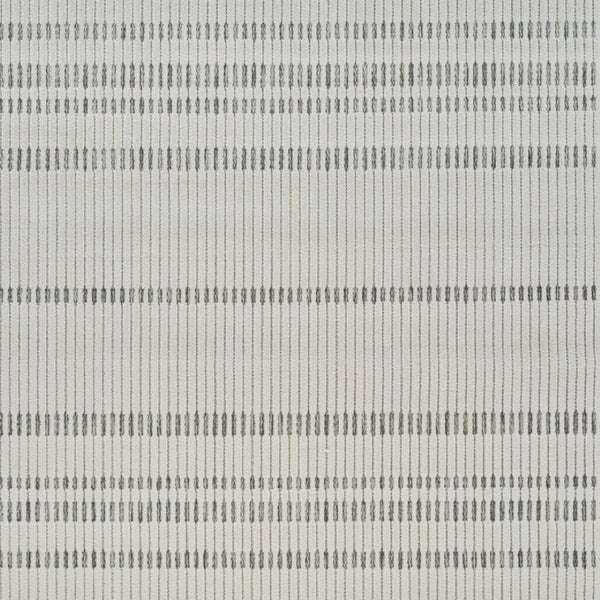 HomeRoots 4' Cream and Beige Striped Distressed Rug – Stylish Indoor/Outdoor Design for Versatile Spaces 5' X 7' 558803