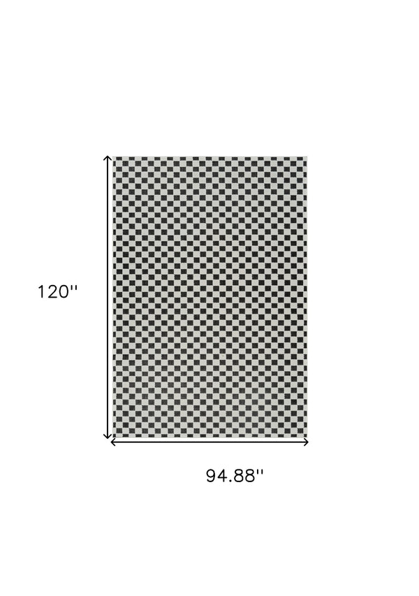 Homeroots 8' X 10' Black And White Geometric Distressed Indoor Outdoor Area Rug  Polypropylene 558812