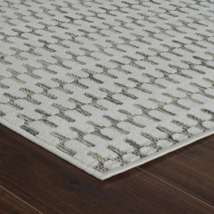 HomeRoots 4' Cream and Beige Geometric Distressed Area Rug - Durable Indoor/Outdoor Style for Any Space 5' X 7' 558817