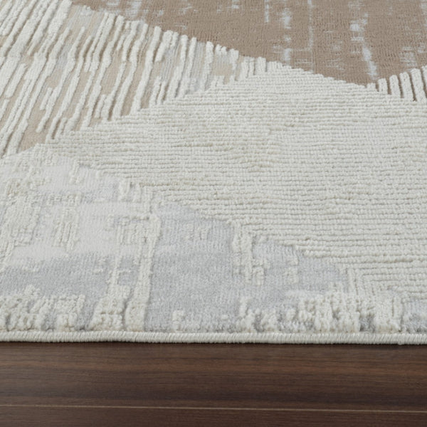 HomeRoots 4' Beige and Brown Abstract Distressed Area Rug - Modern Elegance for Living Spaces, Easy Care & Durable 4' X 6' 558876