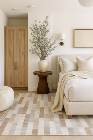 HomeRoots 4' Versatile Beige and Brown Abstract Area Rug - Stylish, Low-Maintenance Design for Any Space 7' X 10' 558882