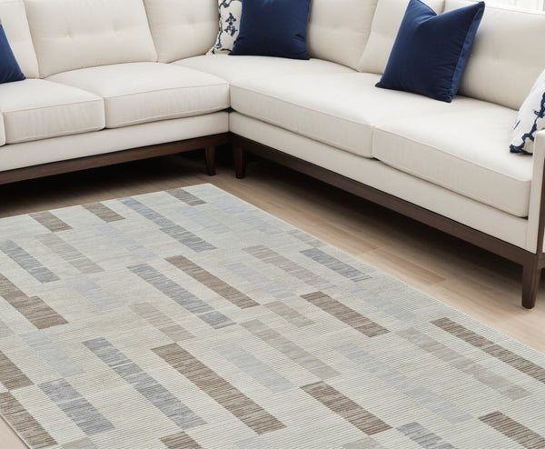 Homeroots 8' X 11' Beige And Brown Abstract Distressed Area Rug  Polypropylene 558883