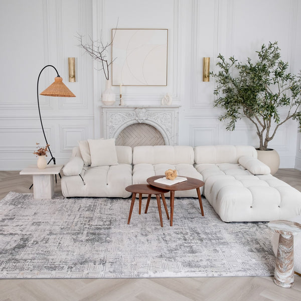 Homeroots 7' X 10' Gray And Beige Abstract Distressed Area Rug  Polyester 558950