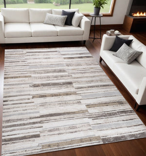 Homeroots 5' X 8' Beige And Brown Abstract Distressed Area Rug  Polyester 558961