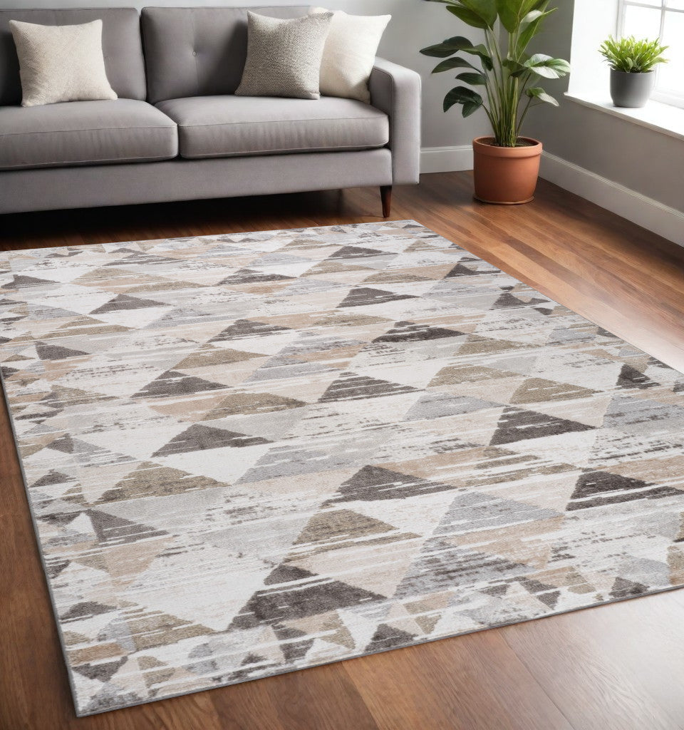 Homeroots 5' X 8' Beige And Brown Abstract Distressed Area Rug  Polyester 558981