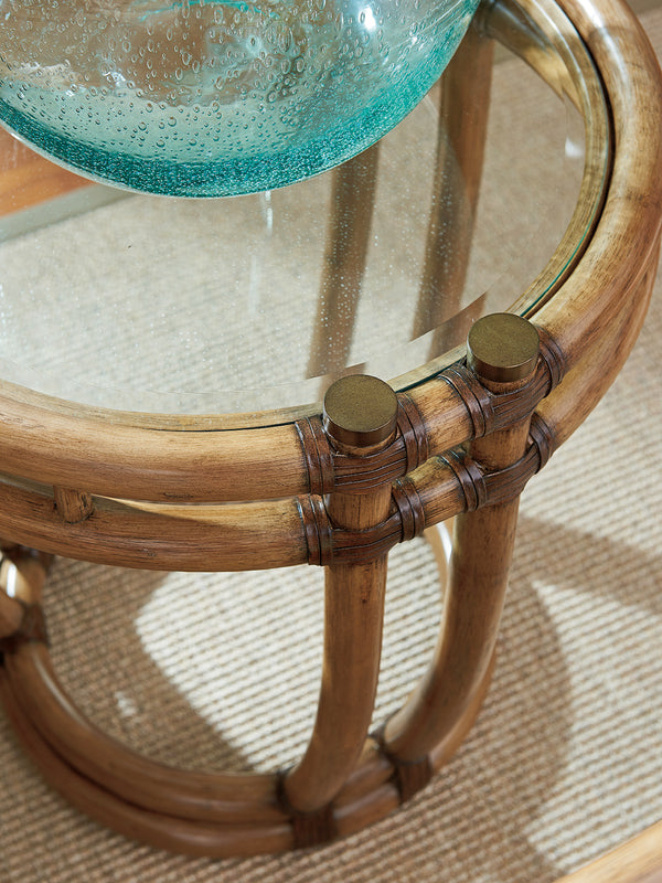 Lexington Tommy Bahama Home Turtle Beach End Table: Elevate Your Space With Luxurious Rattan, Glass Top, And Antique Brass Accents Bermuda Sands  558-953
