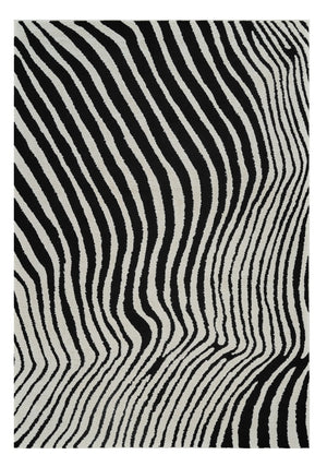 Homeroots 4' X 6' Cream And Black Abstract Distressed Area Rug  Polypropylene 559016