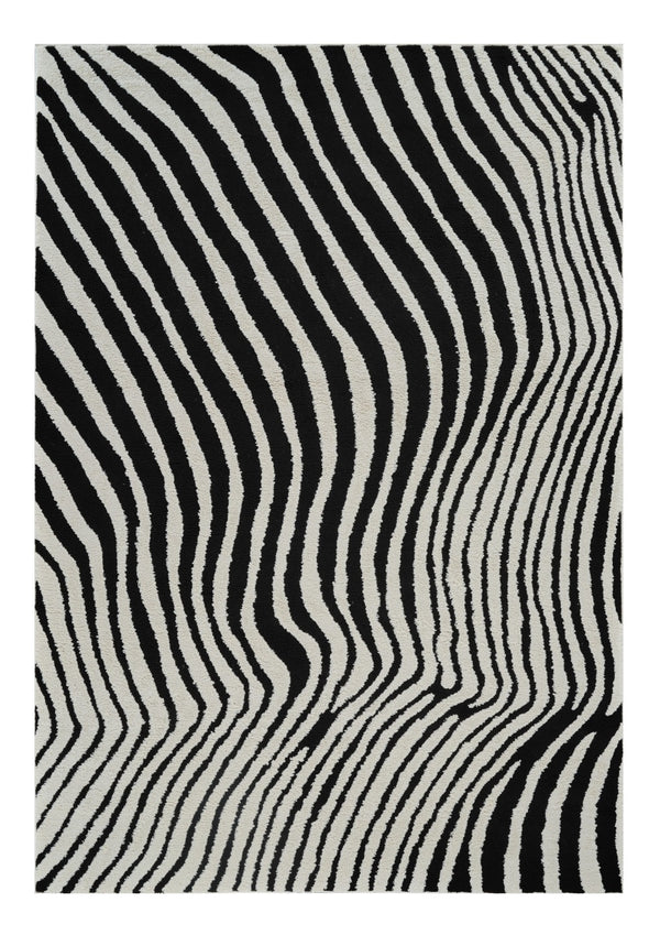 Homeroots 8' X 11' Cream And Black Abstract Distressed Area Rug  Polypropylene 559019