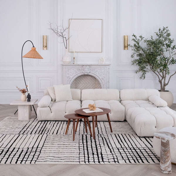 Homeroots 5' X 8' Cream And Black Abstract Distressed Area Rug  Polypropylene 559021