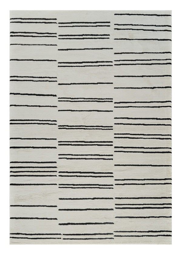 Homeroots 4' X 6' Cream And Black Abstract Distressed Area Rug  Polypropylene 559028