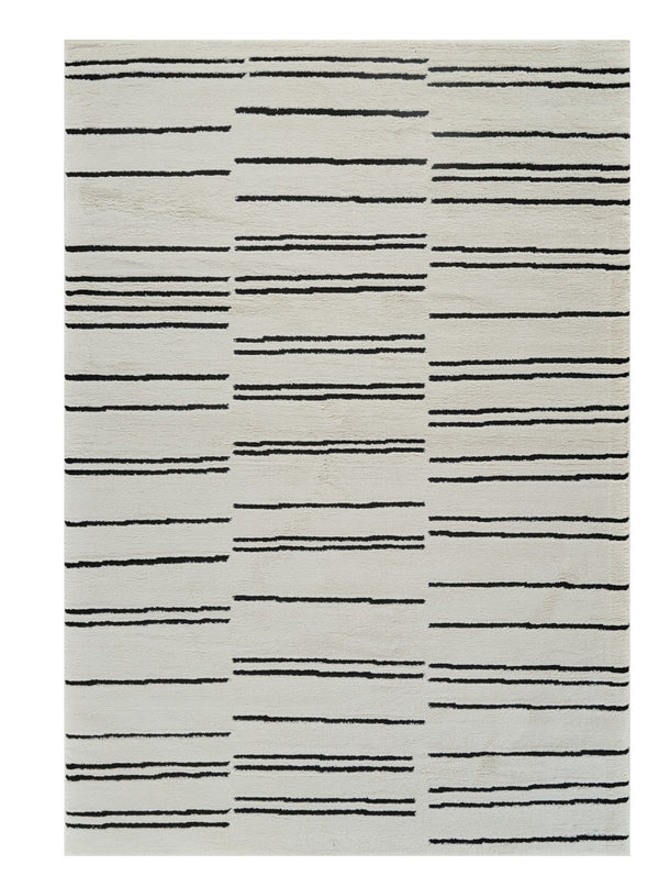 Homeroots 5' X 8' Cream And Black Abstract Worn Faded Area Rug  Polypropylene 559029