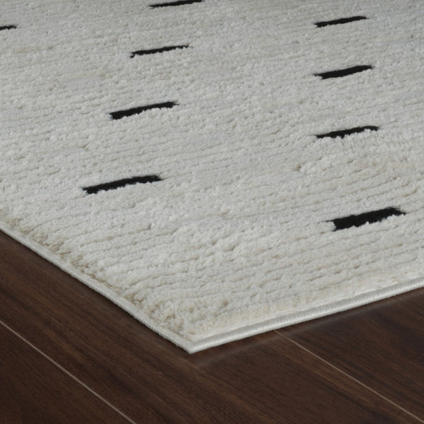 HomeRoots 4' Cream and Black Abstract Distressed Area Rug – Modern Design, Stain-Resistant, Durable Style for Any Space 7' X 10' 559046