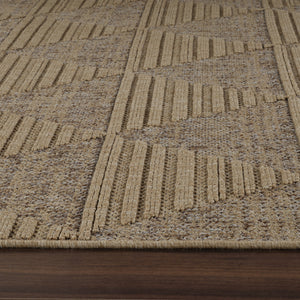 Homeroots 7' X 10' Beige And Brown Geometric Distressed Indoor Outdoor Area Rug  Polypropylene 559066