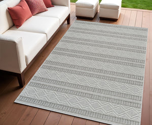 Homeroots 4' X 6' Beige And Gray Striped Distressed Indoor Outdoor Area Rug  Polypropylene 559069