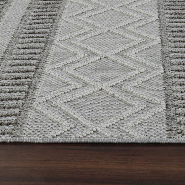 Homeroots 4' X 6' Beige And Gray Striped Distressed Indoor Outdoor Area Rug  Polypropylene 559069