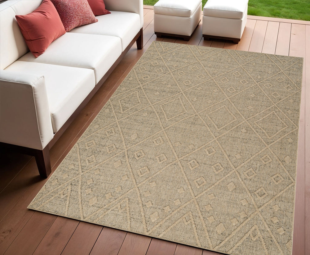 Homeroots 4' X 6' Beige And Brown Geometric Distressed Indoor Outdoor Area Rug  Polypropylene 559074