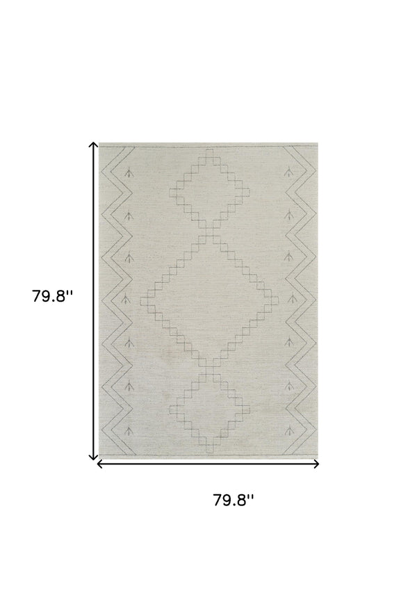 Homeroots 7' X 10' Cream And Beige Abstract Distressed Area Rug  Polyester 559097