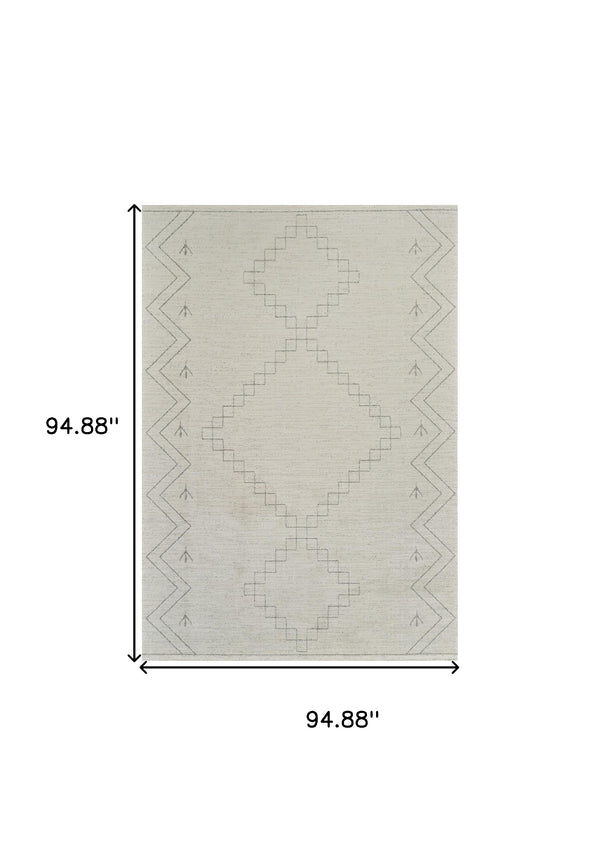 Homeroots 8' X 11' Cream And Beige Abstract Distressed Area Rug  Polyester 559098