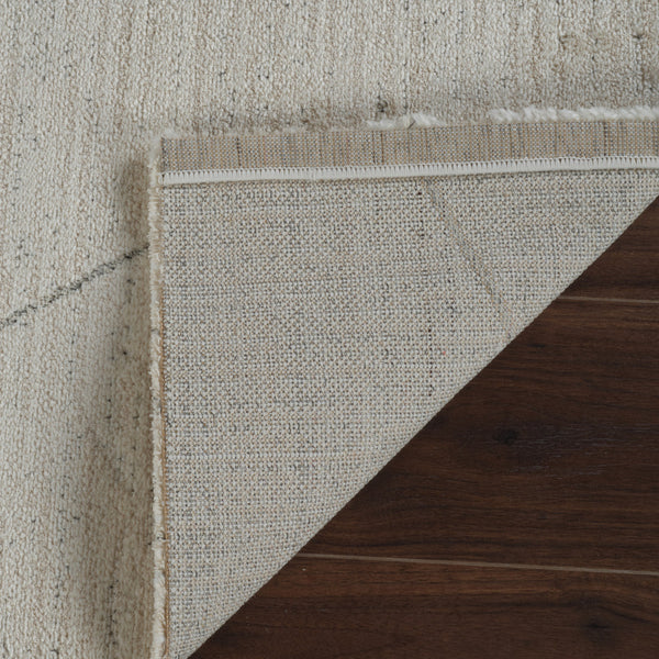 Homeroots 8' Cream And Beige Abstract Distressed Area Rug  Polyester 559099