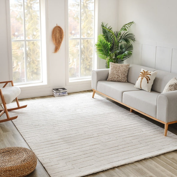 HomeRoots 4' Cream and Beige Abstract Distressed Area Rug - Modern, Durable Design for Any Room Style 5' X 8' 559116