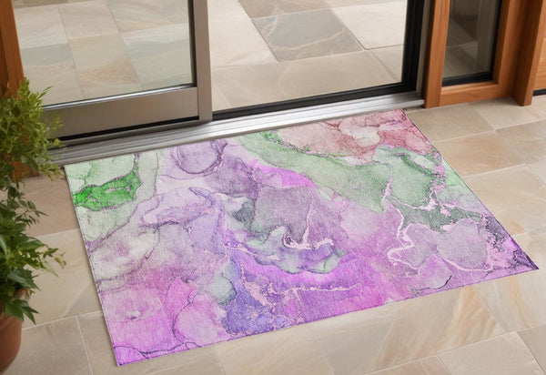 Homeroots 9' Gray And Gold Abstract Washable Indoor Outdoor Area Rug - Stylish Stain Resistant Non-skid Design 3' X 5' Polyester 559189