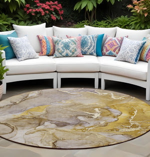 Homeroots 8' Round Taupe Round Abstract Washable Non Skid Indoor Outdoor Area Rug Taupe Polyester 559200