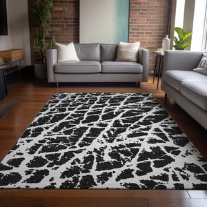 HomeRoots 5' Beige and Ivory Abstract Area Rug - Washable, Non-Skid, Stylish for Indoor and Outdoor Spaces 5' X 8' 559239