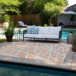 HomeRoots 5' Beige and Ivory Abstract Area Rug - Washable, Non-Skid, Stylish for Indoor and Outdoor Spaces 5' X 8' 559293
