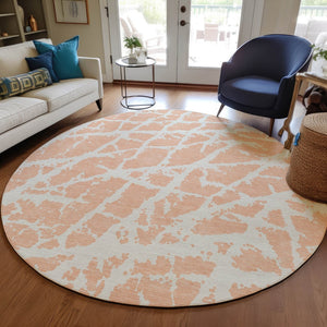 HomeRoots 5' Beige and Ivory Abstract Area Rug - Washable, Non-Skid, Stylish for Indoor and Outdoor Spaces 8' Round 559294