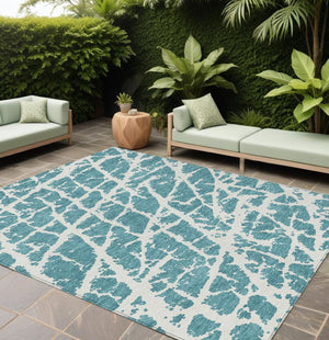 HomeRoots 5' Beige and Ivory Abstract Area Rug - Washable, Non-Skid, Stylish for Indoor and Outdoor Spaces 8' X 10' 559331