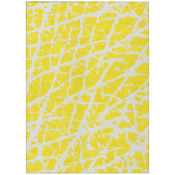 HomeRoots 5' Beige and Ivory Abstract Area Rug - Washable, Non-Skid, Stylish for Indoor and Outdoor Spaces 5' X 8' 559338