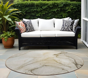 HomeRoots 5' Beige and Gray Abstract Area Rug – Stylish, Washable, Non-Skid for Indoor and Outdoor Spaces 8' Round 559348