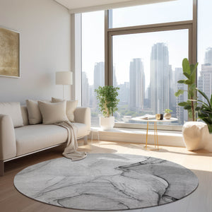 Homeroots 8' Round Gray Round Abstract Washable Non Skid Indoor Outdoor Area Rug Gray Polyester 559375