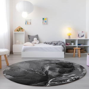 Homeroots 8' Round Black Gray And White Round Abstract Washable Non Skid Indoor Outdoor Area Rug Gray Polyester 559447