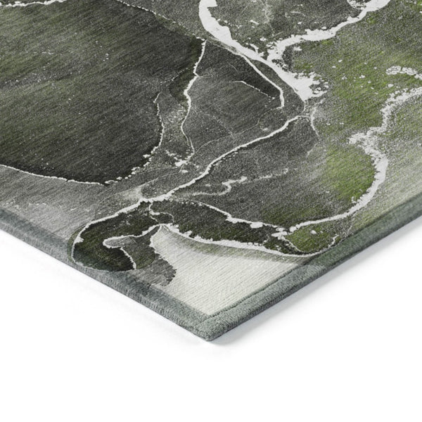 HomeRoots 5' Abstract Area Rug in Ivory, Blue & Gray - Machine Washable, Non-Skid, Indoor & Outdoor Use 5' X 8' 559455