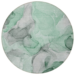 Homeroots 8' Round Green Round Abstract Washable Non Skid Indoor Outdoor Area Rug Green Polyester 559510