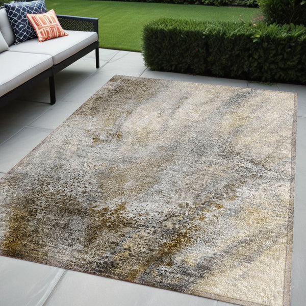 Homeroots 5' Beige Abstract Washable Non-skid Area Rug - Elegant, Stain Resistant, Perfect For Indoor & Outdoor Use 5' X 8' Polyester 559554