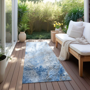 Homeroots 5' Beige Abstract Washable Non-skid Area Rug - Elegant, Stain Resistant, Perfect For Indoor & Outdoor Use Navy Polyester 559587